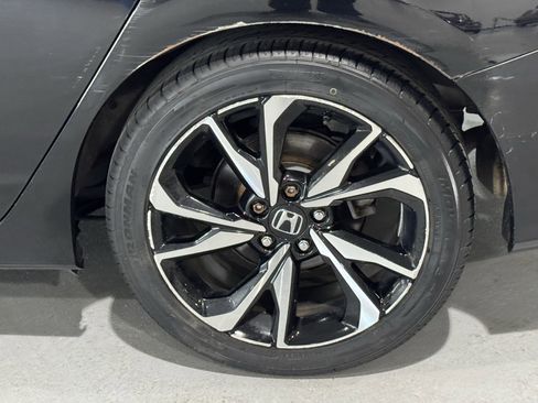 Used 2014 Honda Accord Sport image 37