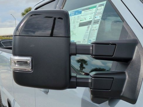 New 2026 Ford F250 Platinum image 12