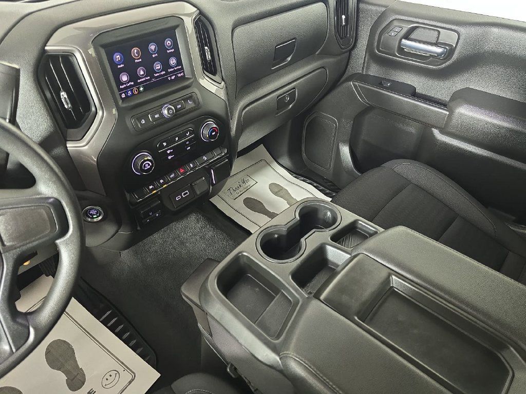 Used 2023 Chevrolet Silverado 1500 Custom Trail Boss AWD/4WD image 21