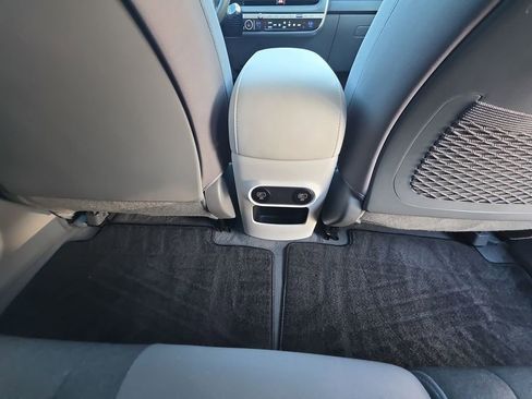 Used 2024 Hyundai Ioniq 5 SE image 22