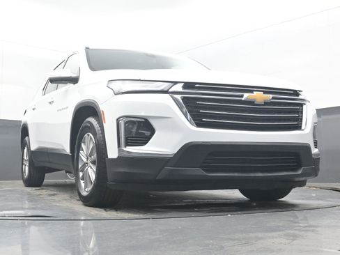 Used 2022 Chevrolet Traverse LT AWD/4WD image 23