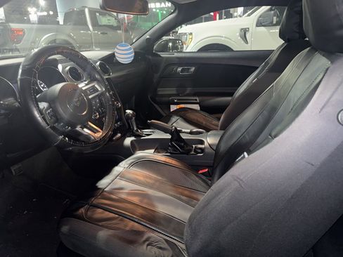 Used 2018 Ford Mustang Coupe w/ Equipment Group 101A image 6