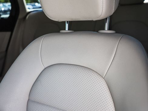 Used 2021 Mercedes-Benz GLC 300 image 28