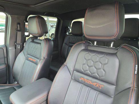 Certified 2024 Nissan Frontier PRO-4X w/ Pro Premium Package AWD/4WD image 9