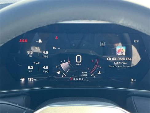 New 2026 GMC Canyon Elevation w/ LPO, Black Badging Package image 15