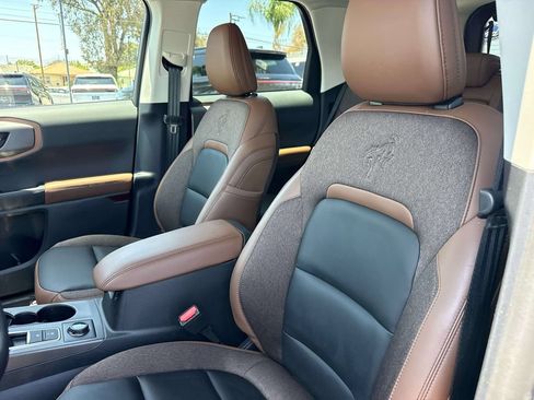 Used 2025 Ford Bronco Sport Outer Banks AWD/4WD image 25