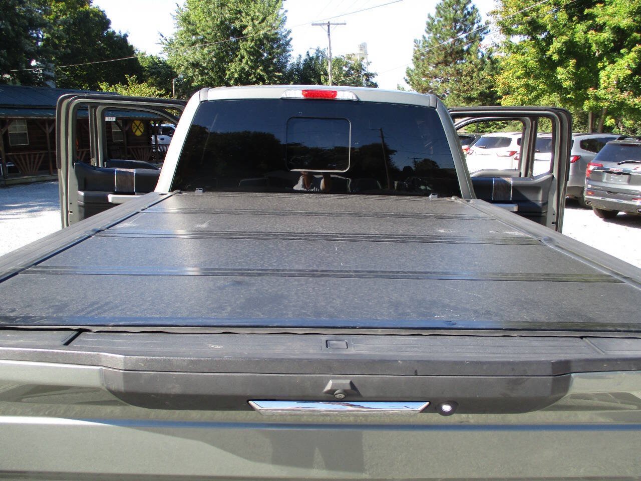 Used 2019 Ford F350 Lariat w/ Camper Package AWD/4WD image 42