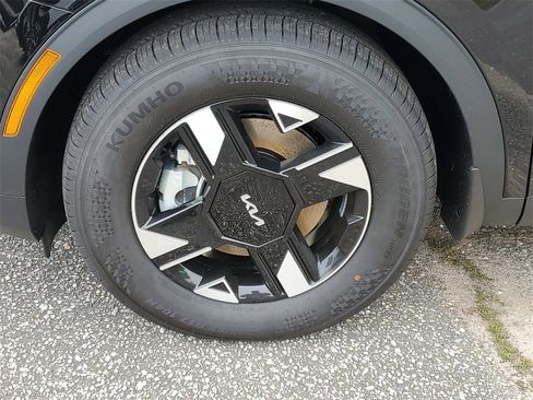 New 2026 Kia Sportage LX image 28