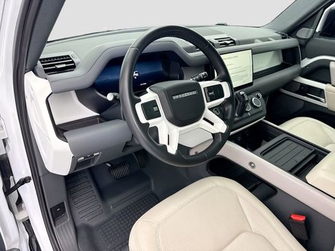 Used 2023 Land Rover Defender 130 First Edition image 9