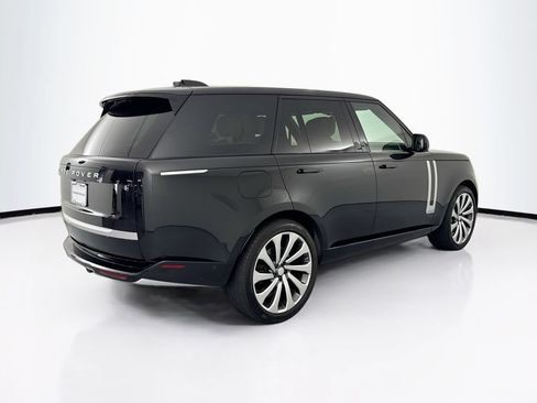 Certified 2025 Land Rover Range Rover Autobiography AWD/4WD image 5