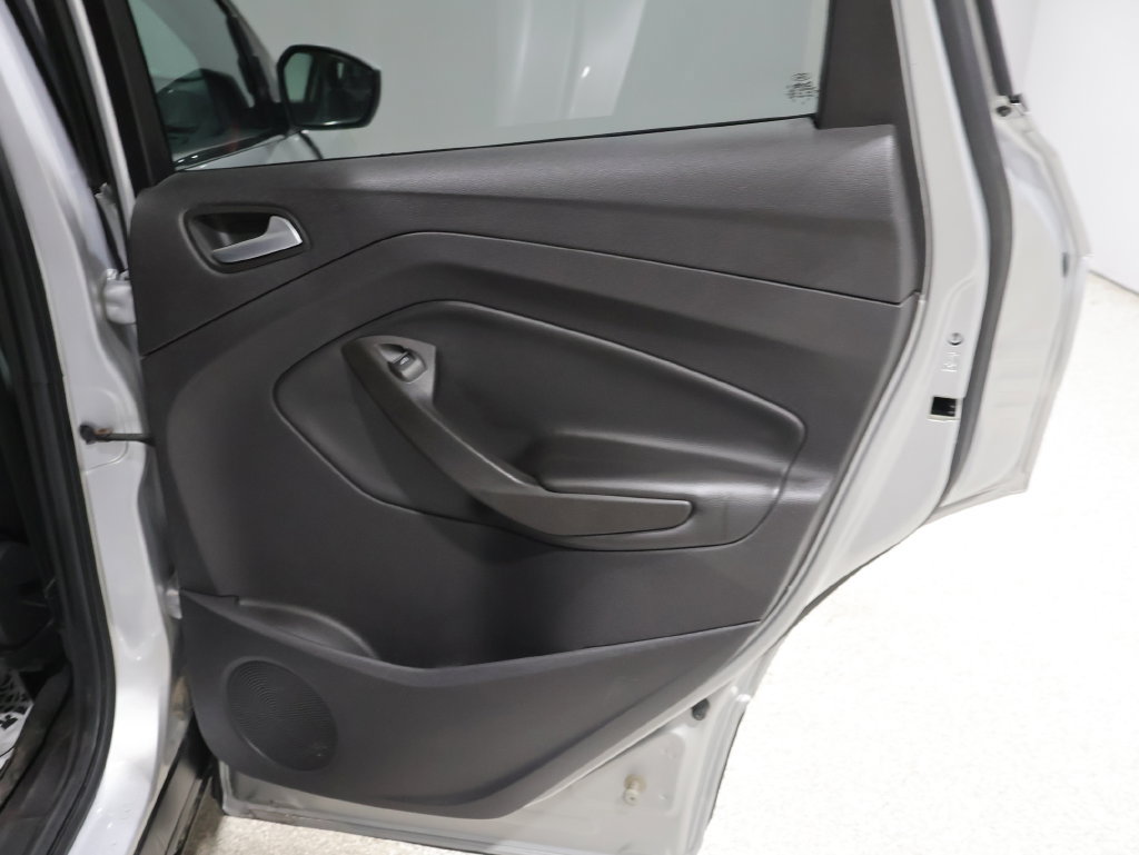 Used 2018 Ford Escape SE w/ SE Sync 3 Package AWD/4WD image 25