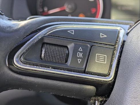 Used 2018 Audi Q3 2.0T Premium w/ Convenience Package image 13