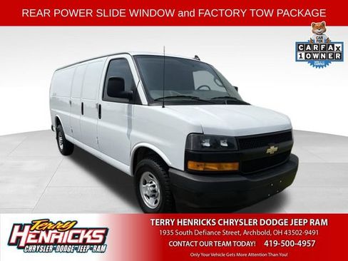 Used 2023 Chevrolet Express 2500 Extended RWD image 1