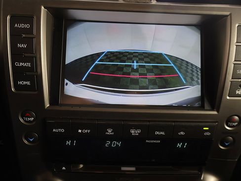 Used 2018 Lexus GX 460 image 46