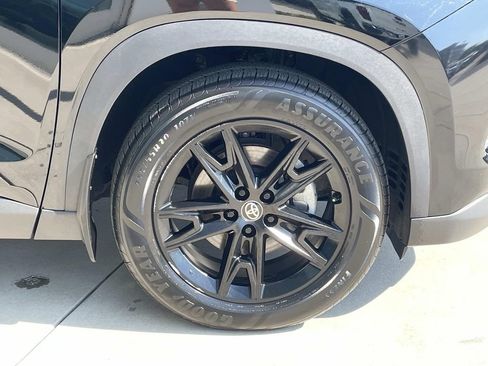 Used 2024 Toyota Grand Highlander AWD Hybrid image 8