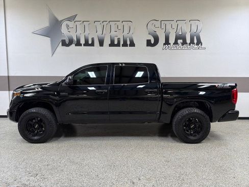 Used 2019 Toyota Tundra SR5 w/ SR5 Upgrade Package image 5