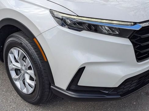 Certified 2023 Honda CR-V LX image 2