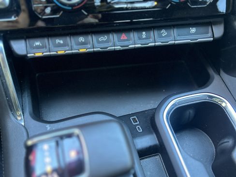 Used 2023 GMC Sierra 1500 Denali AWD/4WD image 25