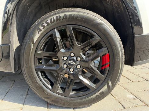 Used 2023 Chevrolet Traverse Premier w/ Redline Edition FWD image 22