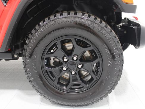 Used 2021 Jeep Gladiator Sport AWD/4WD image 5
