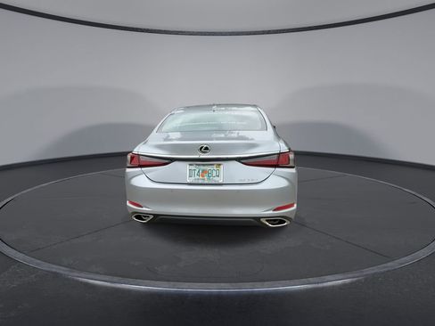 Used 2025 Lexus ES 350 w/ Premium Package image 7