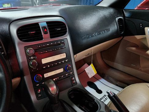 Used 2007 Chevrolet Corvette Convertible w/ Preferred Equipment Group image 30