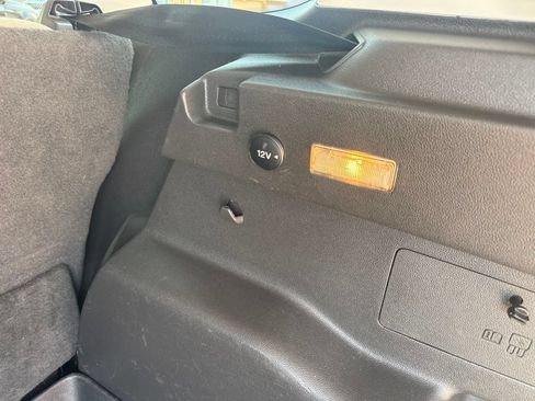 Certified 2019 Ford Escape SE FWD image 35