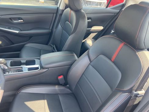 Certified 2023 Nissan Sentra SR w/ SR Premium Package image 6