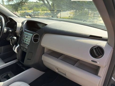 Used 2010 Honda Pilot EX-L image 40