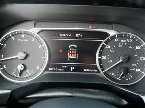 Certified 2025 Nissan Pathfinder SV w/ Black Appearance Package AWD/4WD image 21