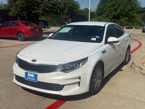 Used 2016 Kia Optima LX FWD image 1