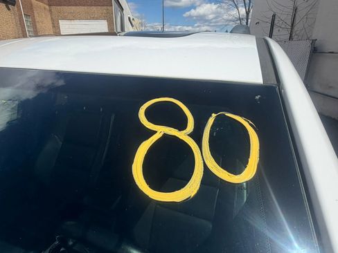 Used 2018 Jeep Grand Cherokee Limited image 30