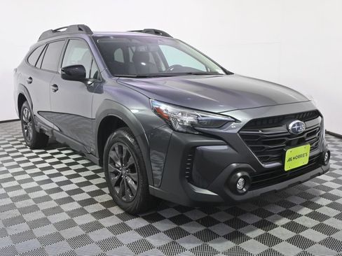 Used 2025 Subaru Outback Onyx Edition AWD/4WD image 9