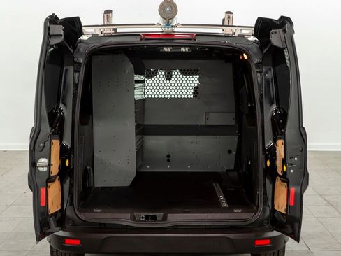 Used 2018 Ford Transit Connect XLT image 10