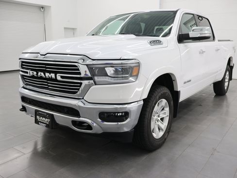 Used 2019 RAM 1500 Laramie AWD/4WD image 7