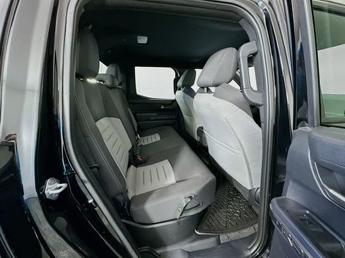 Used 2024 Toyota Tacoma TRD Sport image 26