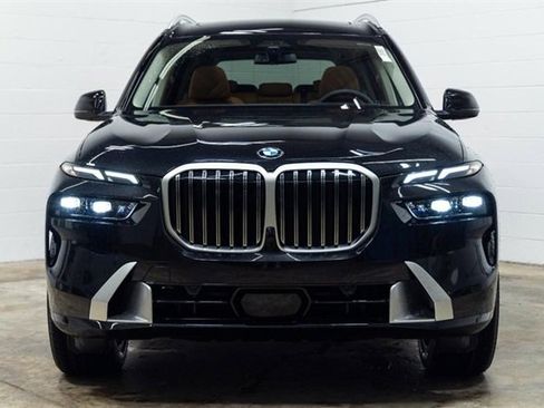 Certified 2025 BMW X7 xDrive40i image 6