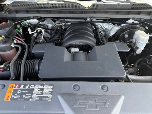 Used 2018 Chevrolet Silverado 1500 LT w/ All Star Edition AWD/4WD image 44