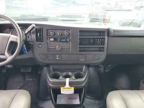 New 2026 GMC Savana 2500 Extended RWD image 14