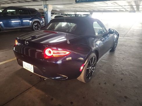 Used 2025 MAZDA MX-5 Miata Grand Touring RWD image 3