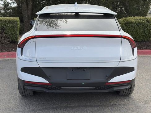 Used 2025 Kia EV6 Light image 5