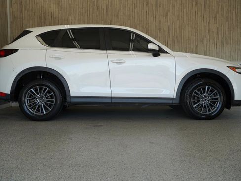 Used 2019 MAZDA CX-5 Sport FWD image 6