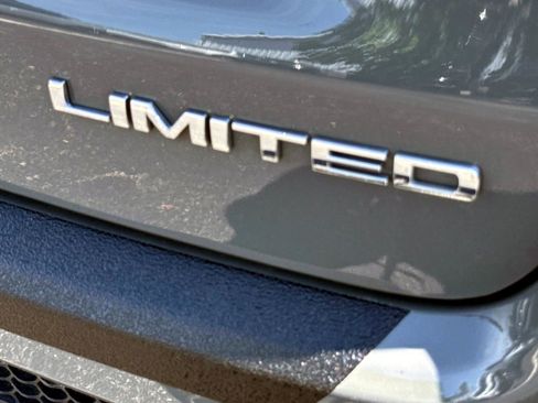 Used 2024 Jeep Compass Limited w/ Sun and Sound Group AWD/4WD image 6