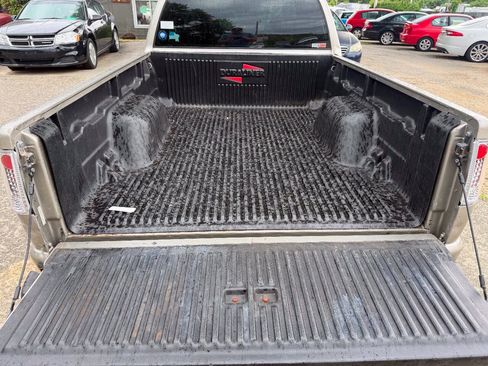 Used 1999 Chevrolet S10 Pickup LS RWD image 12