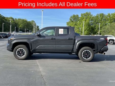 Used 2024 Toyota Tacoma TRD Off-Road AWD/4WD image 2