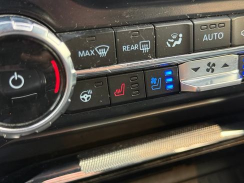 Used 2023 Ford F150 Lariat w/ Equipment Group 502A High AWD/4WD image 21