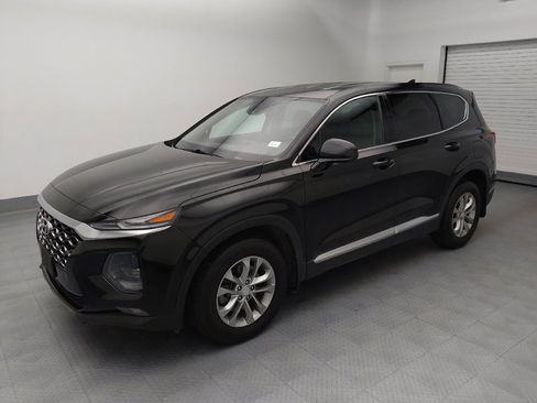 Used 2020 Hyundai Santa Fe SEL FWD image 2