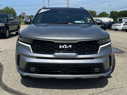 Used 2023 Kia Sorento SX Prestige image 9