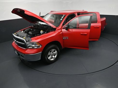 Used 2021 RAM 1500 Classic SLT AWD/4WD image 27