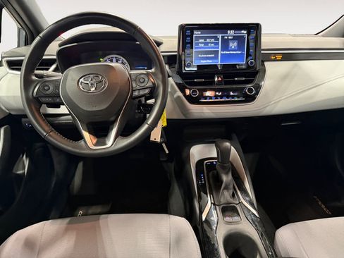 Used 2022 Toyota Corolla SE w/ Carpet Mat Package (TMS) image 11